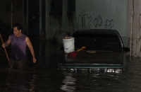 Sábado 27 de agosto. Las intensas lluvias de las últimas horas han ocasionado inundaciones y encharcamientos en varias avenidas y colonias de la ciudad siendo el rio Potinaspak y Sabinal los que afectaron el norte oriente de Tuxtla.