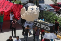 Domingo 6 de agosto del 2017. Tuxtla Gutiérrez. Normalistas marchan recordando cuando la Normal Mactumatza fuera sitiada por las fuerzas policiacas de Chiapas en un operativo en contra de los estudiantes del 2003