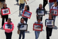 Domingo 6 de agosto del 2017. Tuxtla Gutiérrez. Normalistas marchan recordando cuando la Normal Mactumatza fuera sitiada por las fuerzas policiacas de Chiapas en un operativo en contra de los estudiantes del 2003