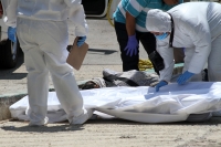 Domingo 26 de agosto del 2018. Tuxtla Gutiérrez, Una persona fallecida dentro de bóveda del rí­o Sabinal es reportada a las corporaciones de rescate y policiacas esta mañana en las cercaní­as del IMSS-5 de Mayo.