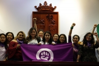 Domingo 3 de marzo del 2019. Tuxtla Gutiérrez. Grupos de mujeres feministas en la sesión extraordinaria del congreso de Chiapas, donde se aprueba por unanimidad los temas referentes a la Guardia Nacional y la penalización de los delitos sexuales-digitales