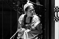 Sábado 13 de abril del 2019. Tuxtla Gutiérrez. Vendedoras indígenas de palma en el atrio de San Marcos