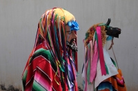 Jueves 18 de enero del 2018. Suchiapa. Las mujeres danzantes de Suchiapa. La participación de las jóvenes dentro de las danzas tradicionales de la comunidad es visible cada año cuando portan los vistosos trajes festivos del Parachico y el Torito en las