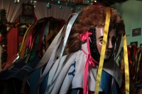 Jueves 18 de enero del 2018. Suchiapa. La danza del Parachico y el Torito. Durante la frenética danza surimba convive el Parachico y el Torito en la representación de una faena de brincos y gritos durante las celebraciones de la Fiesta de San Sebastián