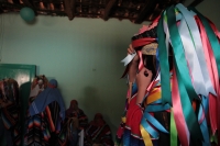 Jueves 18 de enero del 2018. Suchiapa. La danza del Parachico y el Torito. Durante la fren�tica danza surimba convive el Parachico y el Torito en la representaci�n de una faena de brincos y gritos durante las celebraciones de la Fiesta de San Sebasti�n