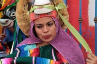 Jueves 18 de enero del 2018. Suchiapa. Las mujeres danzantes de Suchiapa. La participación de las jóvenes dentro de las danzas tradicionales de la comunidad es visible cada año cuando portan los vistosos trajes festivos del Parachico y el Torito en las