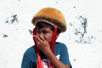 Viernes 4 de enero del 2018. Chiapa de Corzo. Durante del recorrido de los niños parachicos al inicio de la Fiesta de Enero.