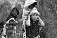 Martes 19 de diciembre del 2017. Zinacatan, Chiapas. Los Floreros continúan con el recorrido de recolección de la Flor de Niluyarilo en las comunidades de la región de Los Altos de Chiapas continuando con el regreso hacia Chiapa de Corzo y Villa de íc