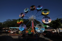 Jueves 29 de diciembre. Parque 5 de mayo convertido en una feria.