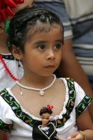 Lunes 11 de julio. Jóvenes copainaltecos realizan la presentación de las danzas tradicionales de la comunidad durante el evento de Patrimonito 2011 organizado por el Comité Raíces de mi Pueblo y el comité del Servicio Voluntario Internacional de la Unesco