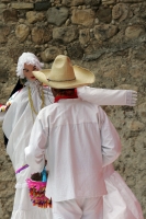 Lunes 11 de julio. Jóvenes copainaltecos realizan la presentación de las danzas tradicionales de la comunidad durante el evento de Patrimonito 2011 organizado por el Comité Raíces de mi Pueblo y el comité del Servicio Voluntario Internacional de la Unesco