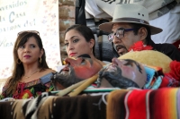 Viernes 4 de agosto del 2017. Chiapa de Corzo. Guadalupe Rubisel Gómez Nigenda, quien es el Patrón de los Parachicos en conferencia de prensa hace un severo llamado a la defensa de la corrupción de la imagen del Parachico y defender el uso respetuoso de l
