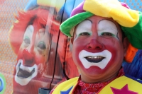 Miércoles 1 de junio. Los payasitos del sureste de México se reúnen en Tuxtla Gutiérrez para realizar talleres como el de de magia y globoflexia para prepararse y brindar mejores espectáculos en fiestas y reuniones de arte callejero.