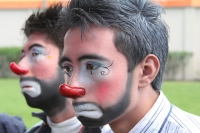Miércoles 1 de junio. Los payasitos del sureste de México se reúnen en Tuxtla Gutiérrez para realizar talleres como el de de magia y globoflexia para prepararse y brindar mejores espectáculos en fiestas y reuniones de arte callejero.