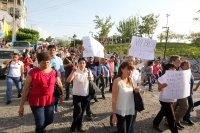 Domingo 12 de julio del 2015. Tuxtla Gutiérrez. Lo que serÃa el cierre de compaña de un candidato polÃtico en el parque Morelos-Bicentenario por la prohibición del ayuntamiento y la veda electoral se convirtió en una marcha ciudadana donde las consignas f Domingo 12 de julio del 2015. Tuxtla Gutiérrez. Lo que serÃa el cierre de compaña de un candidato polÃtico en el parque Morelos-Bicentenario por la prohibición del ayuntamiento y la veda electoral se convirtió en una marcha ciudadana donde las consignas f