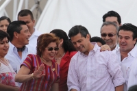 Jueves 10 de noviembre. Peña Nieto acompaña al Huero Velazco