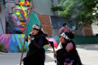 Sábado 9 de diciembre del 2017. Tuxtla Gutiérrez. Indí­genas de San Juan Chamula regresan después de visitar la Virgen de Juquila y agradecen en la iglesia de Guadalupe antes de continuar hacia las comunidades de Los Altos de Chiapas.