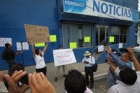 Martes 21 de agosto del 2018. Tuxtla Gutiérrez. Periodistas chiapanecos se manifiestan en diferentes ocasiones durante este medio dí­a por demandas laborales e incluso hasta por adeudos contraí­dos por difusión de publicidad del gobierno estatal