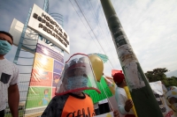 Lunes 3 de agosto del 2020. Tuxtla Gutiérrez. Al inicio de la marcha de padres de niños con cáncer esta mañana en el hospital Pediátrico de Chiapas hacia la Glorieta de la Diana