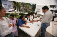 Los pobladores de la ciudad de Ocosocuautla de Espinoza participan esta mañana en el plebiscito que lleva a cabo para conocer la opinión de las personas sobre la propuesta de cambiarle el nombre de esta ciudad a Coita, nombre que deriva su toponimia y uso
