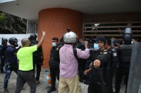 20210518. Tuxtla G. Continúan los operativos policiacos en contra de las protestas estudiantiles en Chiapas