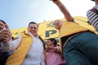Viernes 9 de febrero del 2018. Tuxtla Gutiérrez. Miguel Granados Covarrubias, presidente del Comité Ejecutivo Nacional del PRD acompaña a los precandidatos durante su visita al estado de Chiapas donde se reúne con los diferentes militantes de los part