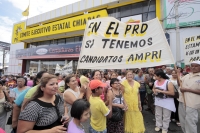 Domingo 29 de enero del 2012. Protestan en el PRD.
