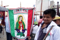 Lunes 18 de julio del 2016. Tuxtla Gutiérrez. Durante la manifestación del Pueblo Creyente en apoyo al Movimiento Magisterial en contra de la Reforma Educativa, indígenas y maestros realizan un acto religioso en la plaza central de la capital del estado d