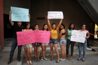 Domingo 23 de noviembre del 2014. Tuxtla Gutiérrez. Organizaciones feministas y sociales durante la Marcha de las Putas 2014 esta tarde en la capital del estado de Chiapas.