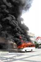 Lunes 7 de octubre del 2020. Tuxtla Gutiérrez. Destrozos y vehículos incendiados durante las manifestaciones por plaza y matriculas matricula en escuelas normales de Chiapas