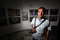 Miércoles 29 de agosto del 2012. Tuxtla Gutiérrez, Chiapas. Esta noche se inauguro la exposición fotografica Retratos de Familia, La Familia chiapaneca en el Siglo XXI del colectivo de fotografos en el estado durante el 2º encuentro Foro de Periodismo cul