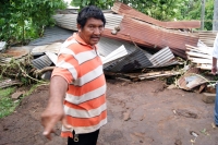 Lunes 1 de agosto. Al menos 250 viviendas fueron afectadas por las torrenciales lluvias que se registraron la noche de ayer en el municipio de Tapachula, Chiapas. En el albergue se encuentra 26 familias que perdieron todo al ser sorprendidos por las aguas