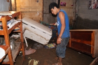 Lunes 1 de agosto. Al menos 250 viviendas fueron afectadas por las torrenciales lluvias que se registraron la noche de ayer en el municipio de Tapachula, Chiapas. En el albergue se encuentra 26 familias que perdieron todo al ser sorprendidos por las aguas