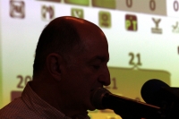 Lunes 13 de febrero del 2012. Encuesta de Roy Campos en Chiapas.