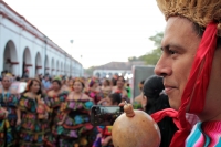 Domingo 14 de enero del 2018. Chiapa de Corzo. Saludos al Santo. Las Chiapanecas vestidas con su traje tradicional adornado con flores bordadas recorren las calles en una procesión para saludar al San Sebastián durante los primeros dí­as de la Fiesta de