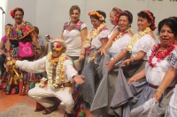 Viernes 25 de abril del 2014. Tuxtla Gutiérrez. La Flor de Mayo es la protagonista de las festividades patronales de San Marcos en la capital del estado de Chiapas, donde La Ensarta y la procesión a la usanza de los indÃgenas Zoques lleva a punto culminan Viernes 25 de abril del 2014. Tuxtla Gutiérrez. La Flor de Mayo es la protagonista de las festividades patronales de San Marcos en la capital del estado de Chiapas, donde La Ensarta y la procesión a la usanza de los indÃgenas Zoques lleva a punto culminan