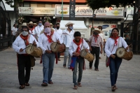 20210425. Tuxtla G. Las familias dela comunidad Zoque realizan las ofrendas en honor a San Marcos, patrono de la capital del estado de Chiapas