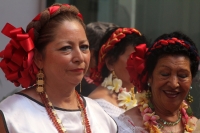 Viernes 25 de abril del 2014. Tuxtla Gutiérrez. La Flor de Mayo es la protagonista de las festividades patronales de San Marcos en la capital del estado de Chiapas, donde La Ensarta y la procesión a la usanza de los indÃgenas Zoques lleva a punto culminan Viernes 25 de abril del 2014. Tuxtla Gutiérrez. La Flor de Mayo es la protagonista de las festividades patronales de San Marcos en la capital del estado de Chiapas, donde La Ensarta y la procesión a la usanza de los indÃgenas Zoques lleva a punto culminan