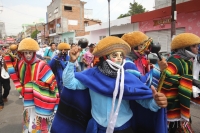 Miércoles 17 de mayo del 2017. Tuxtla Gutiérrez. Las procesiones en honor a San Pascual Bailón o San Pascualito se llevan a cabo por las calles de los barrios tradicionales