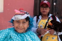 Viernes 30 de agosto del 2019. San Cristóbal de las Casas. Qué Panzudos. Los personajes que satirizan y ríen durante las procesiones patronales en las calles de San Cristóbal de las Casas durante las celebraciones patronales del Barrio de San Ramón.
