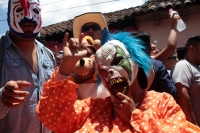 Viernes 30 de agosto del 2019. San Cristóbal de las Casas. Qué Panzudos. Los personajes que satirizan y ríen durante las procesiones patronales en las calles de San Cristóbal de las Casas durante las celebraciones patronales del Barrio de San Ramón.