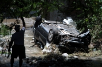 Martes 27 de agosto del 2019. Tuxtla Gutiérrez. Poco a poco los afectados de la fuerte lluvia de este lunes van regresando a las casas afectadas limpiando sus pertenencias y tratando de regresar a sus actividades cotidianas