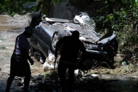 Martes 27 de agosto del 2019. Tuxtla Gutiérrez. Poco a poco los afectados de la fuerte lluvia de este lunes van regresando a las casas afectadas limpiando sus pertenencias y tratando de regresar a sus actividades cotidianas