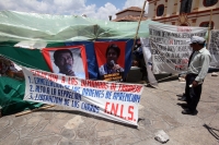 Lunes 16 de abril del 2012. La plaza de la paz y las manifestaciones de las comunidades indígenas