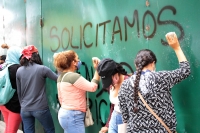 Jueves 10 de septiembre del 2020. Tuxtla Gutiérrez. Normalistas durante la protesta de esta tarde en la Secretaria de Educación