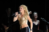 Viernes 22 de julio. Shakira inicia su concierto esta noche en el estadio Zoque de la ciudad de Tuxtla Gutiérrez.