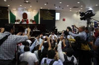 Martas 13 de junio del2017. Tuxtla Gutiérrez. Periodistas de protestan este medio día en el Congreso de Chiapas manifestando el apoyo del reportero Bautista Ibarias demandado por daño moral por la diputada priista Olvera. También se manifiesta la solidari
