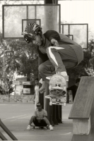 Martes 28 de noviembre del 2017. Tuxtla Gutiérrez. Los jóvenes participan en las categorí­as de Skateboarding que se lleva a cabo dentro de Los Juegos Populares Nacionales esta mañana en Caña Hueca.