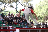 Martes 28 de noviembre del 2017. Tuxtla Gutiérrez. Los jóvenes participan en las categorí­as de Skateboarding que se lleva a cabo dentro de Los Juegos Populares Nacionales esta mañana en Caña Hueca.
