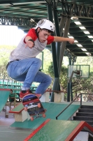 Martes 28 de noviembre del 2017. Tuxtla Gutiérrez. Los jóvenes participan en las categorí­as de Skateboarding que se lleva a cabo dentro de Los Juegos Populares Nacionales esta mañana en Caña Hueca.